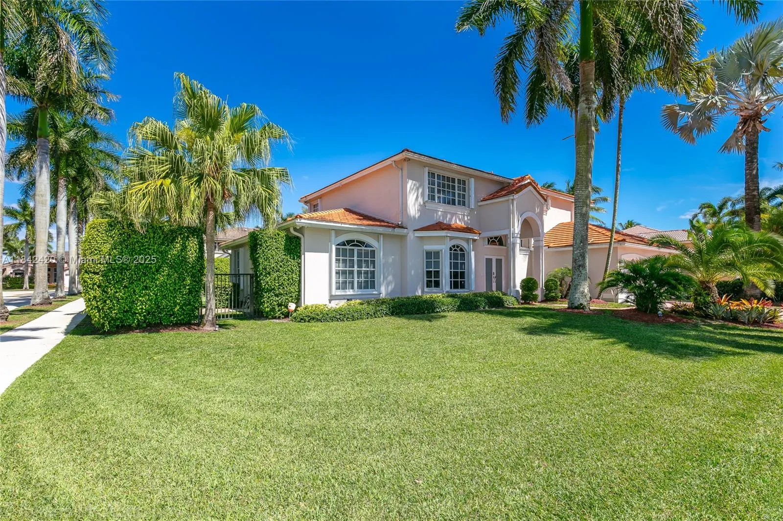 2564 Jardin Ct