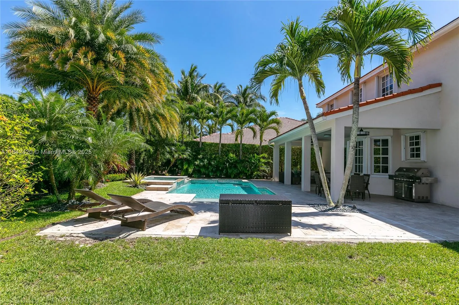 2564 Jardin Ct