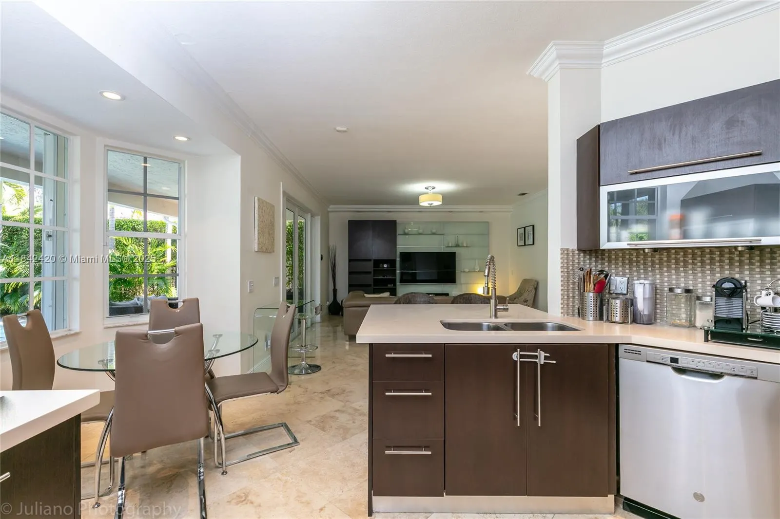 2564 Jardin Ct