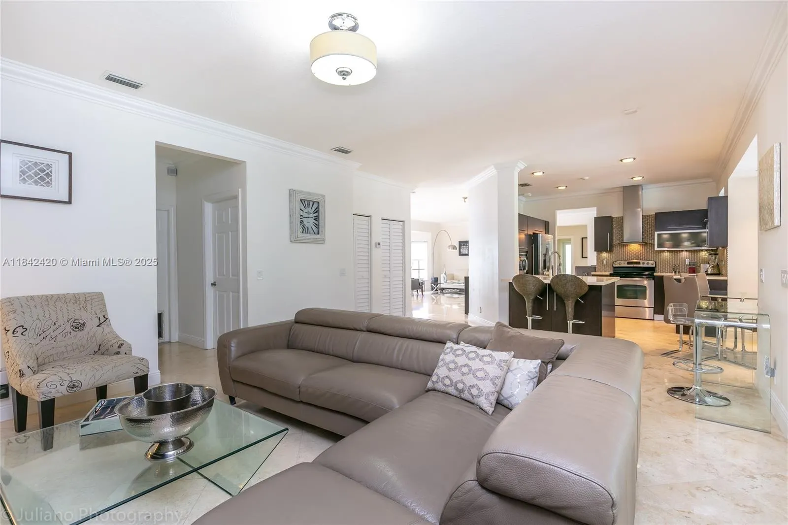 2564 Jardin Ct