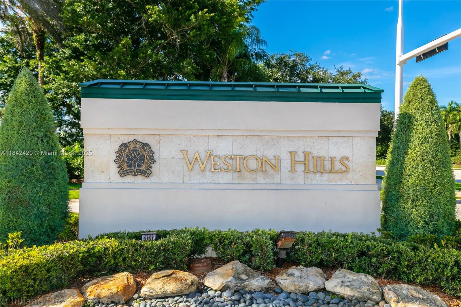 2564 Jardin Ct
