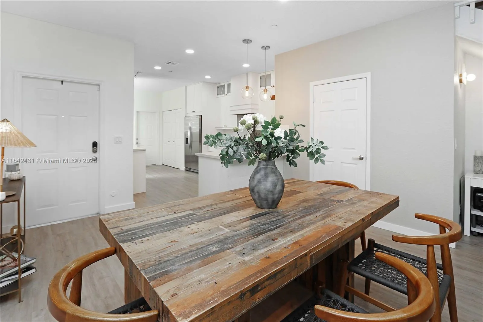 4333 Vineyard Cir