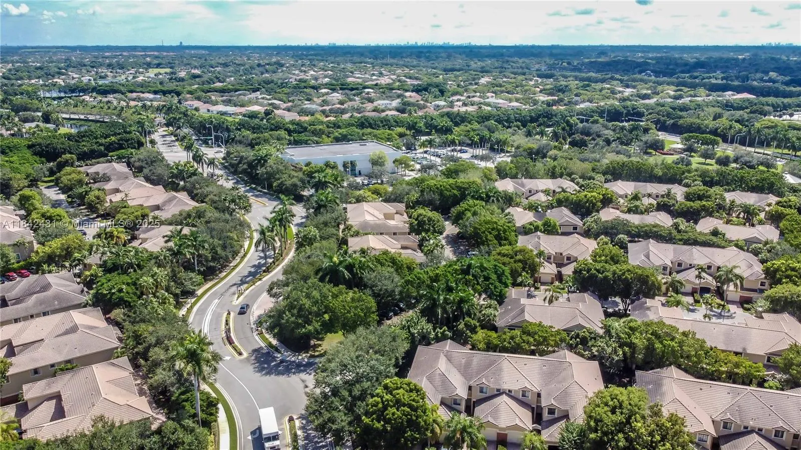 4333 Vineyard Cir