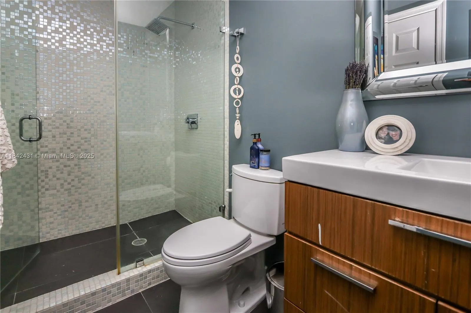 4333 Vineyard Cir