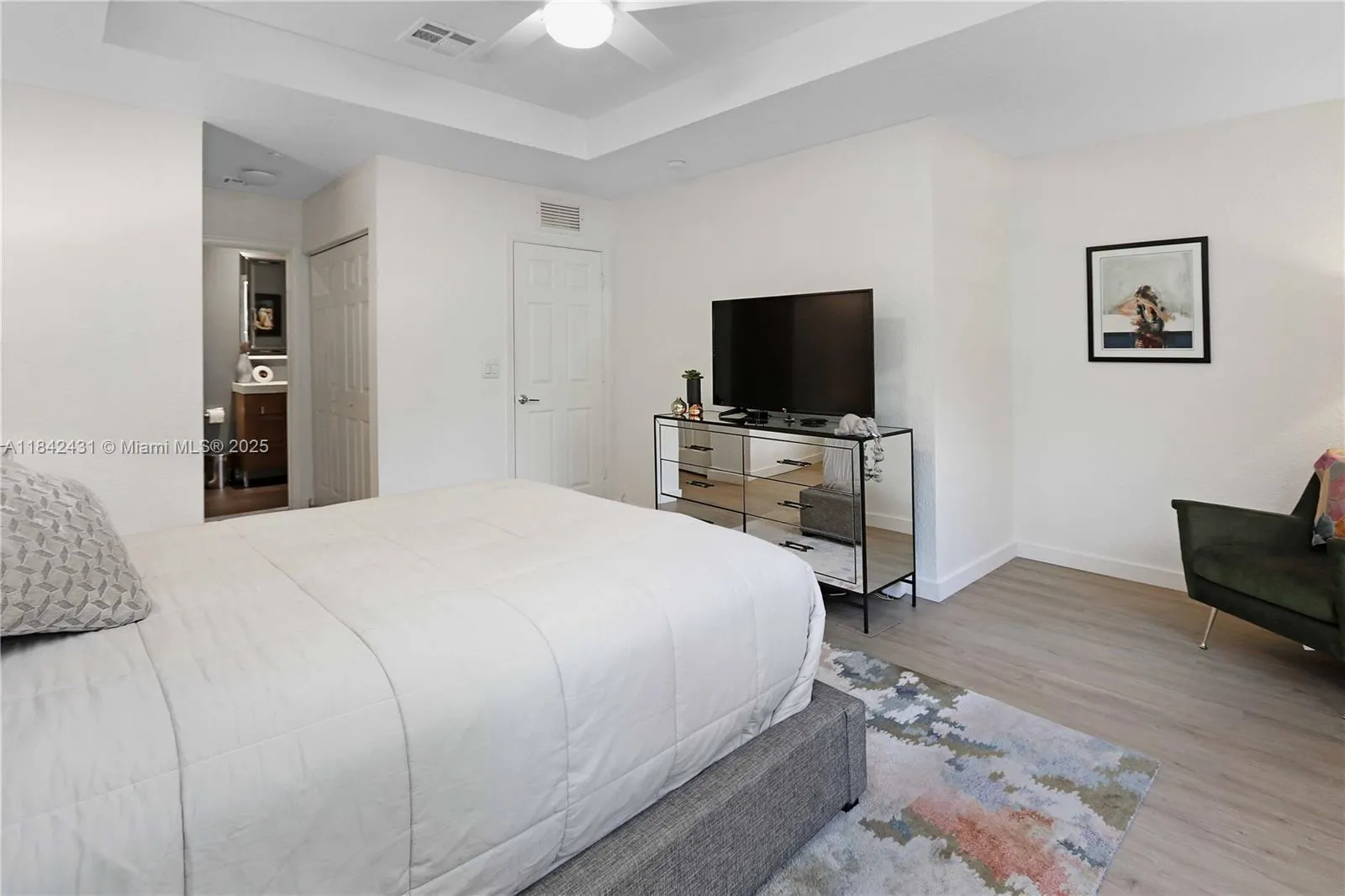 4333 Vineyard Cir