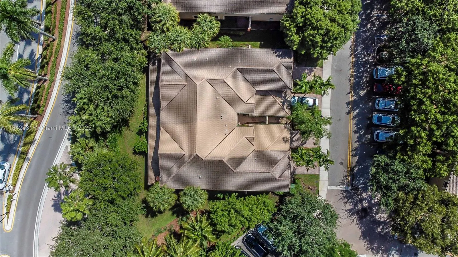 4333 Vineyard Cir