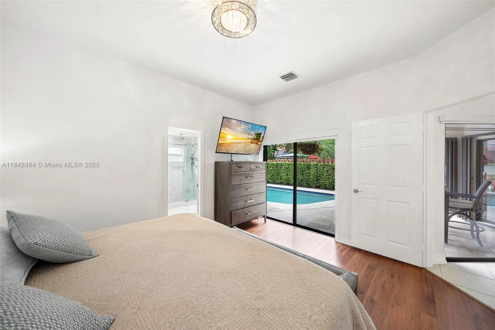 9420 NW 18th Pl