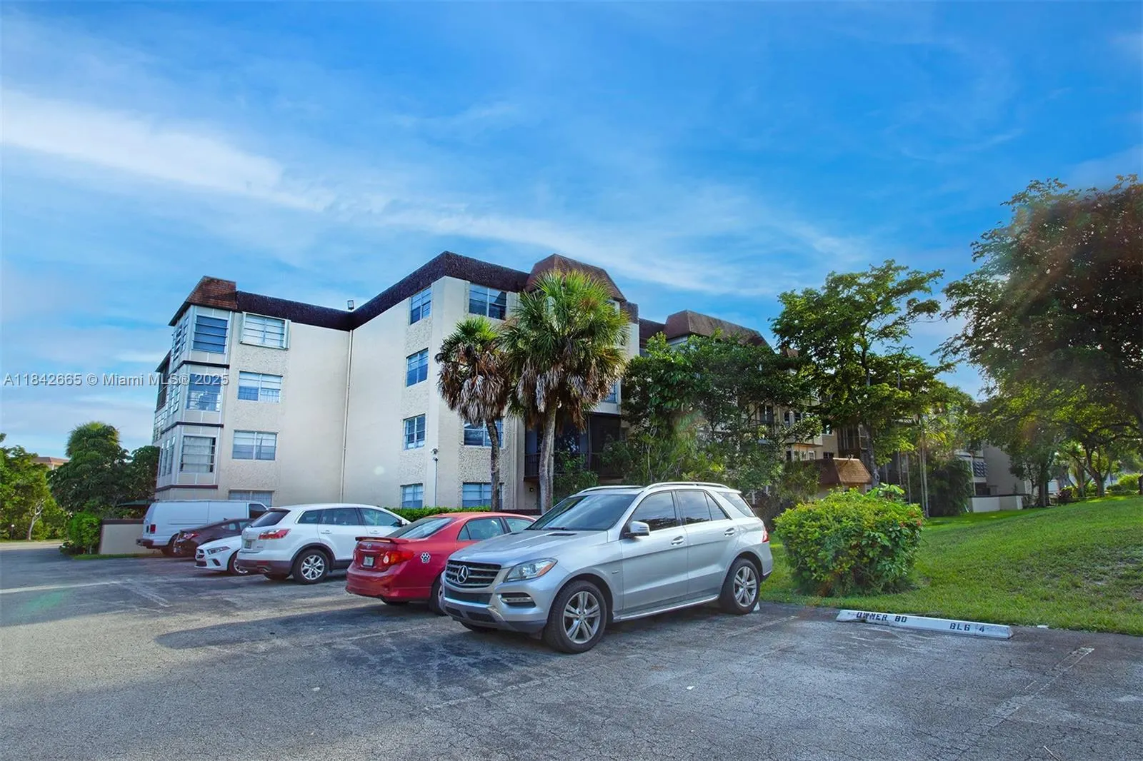 7300 NW 17th St, #416