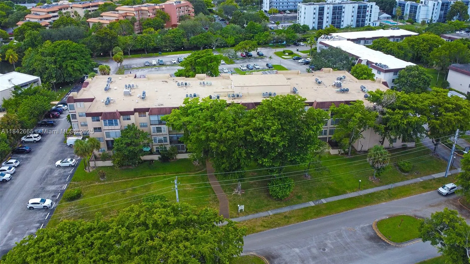 7300 NW 17th St, #416