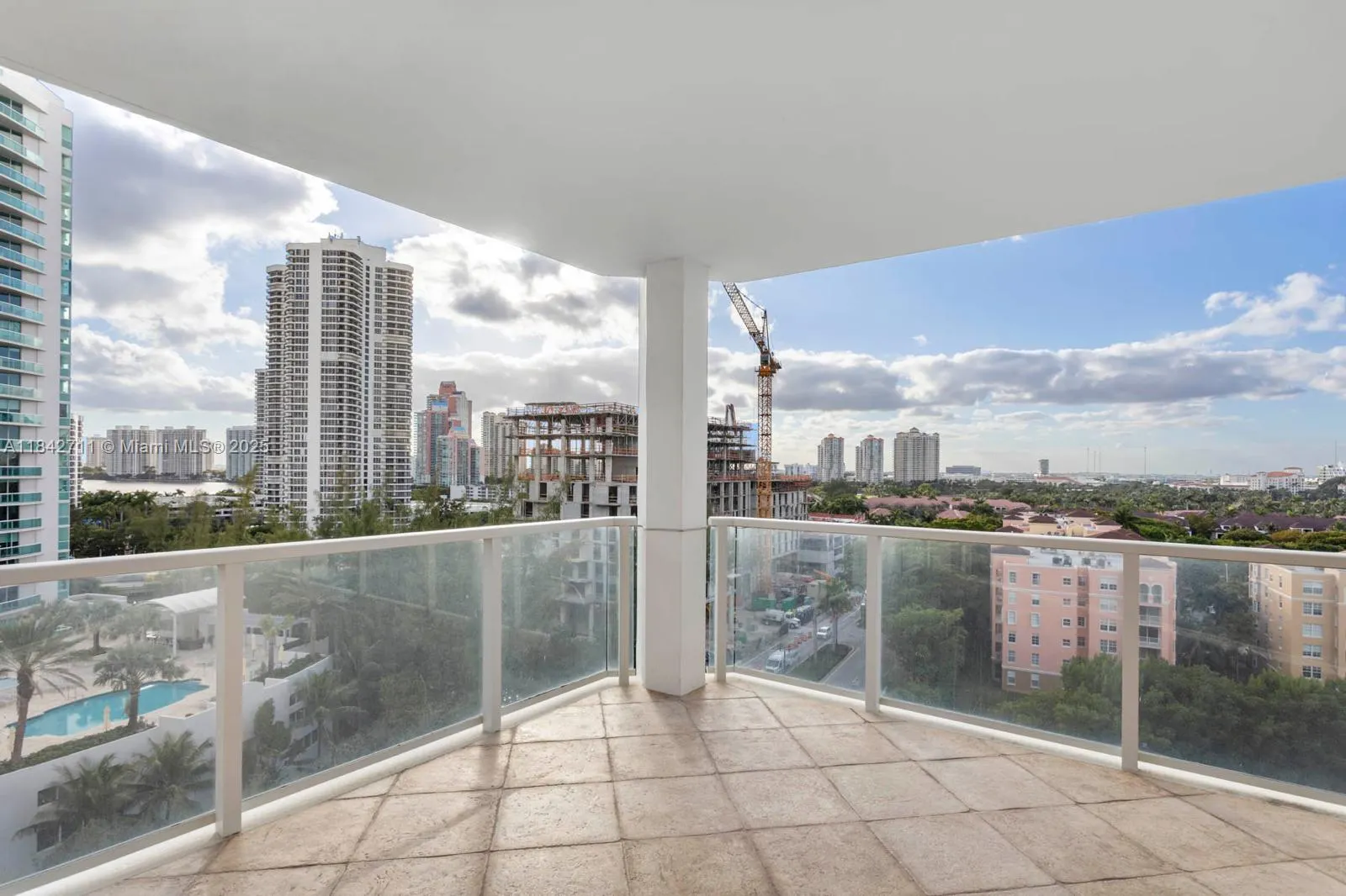 19500 Turnberry Way, #9D