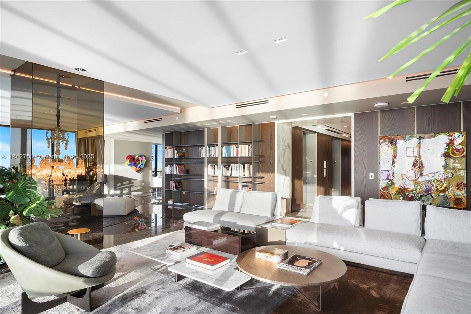 19575 Collins Ave, #38