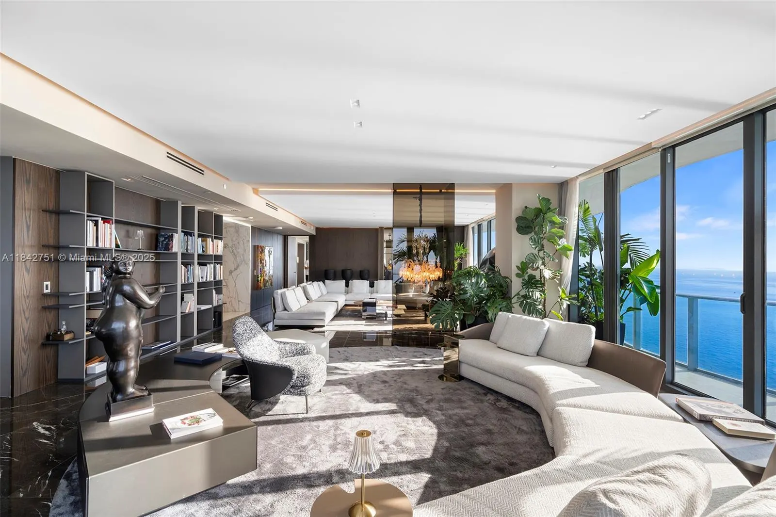 19575 Collins Ave, #38