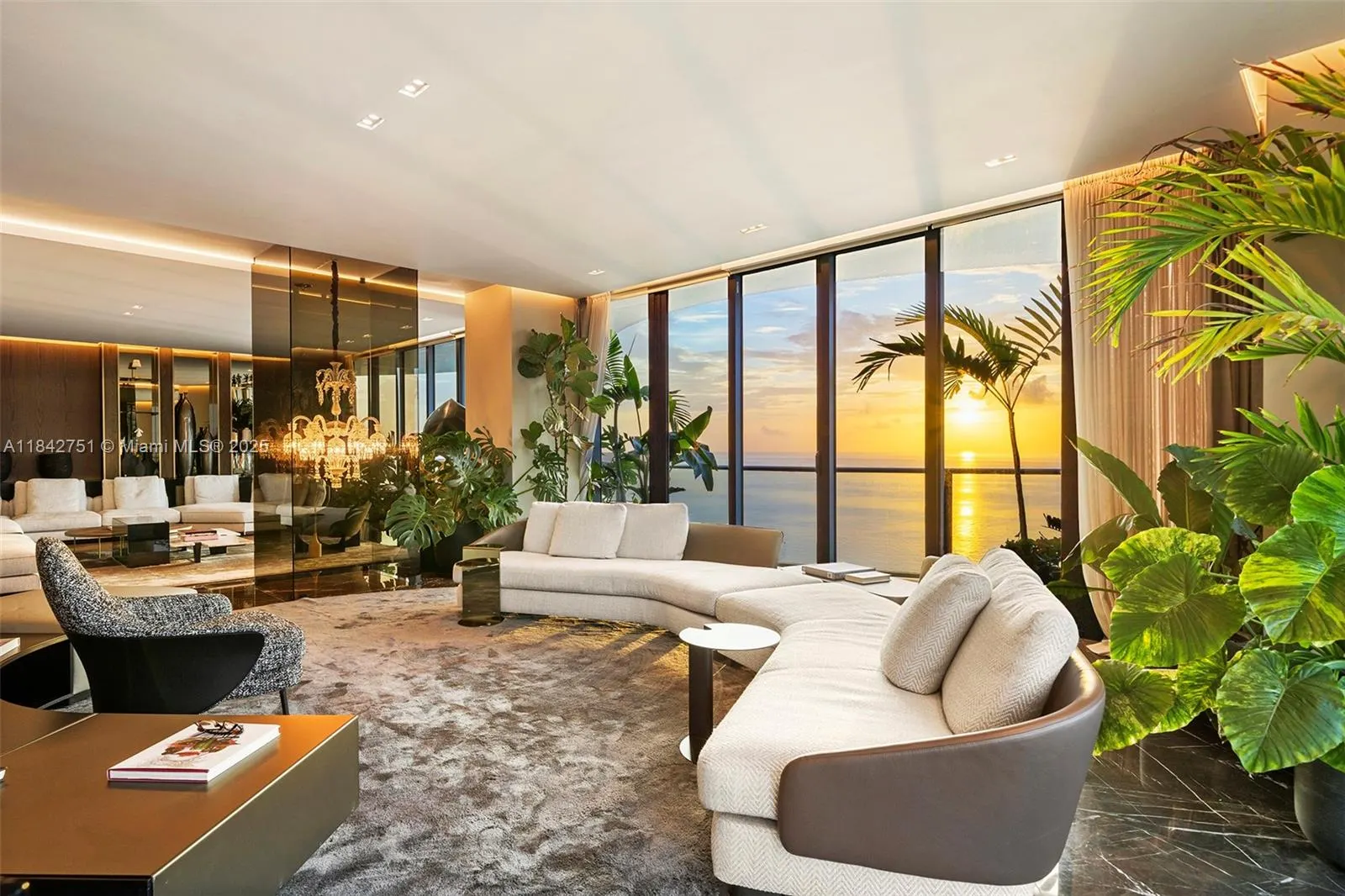 19575 Collins Ave, #38