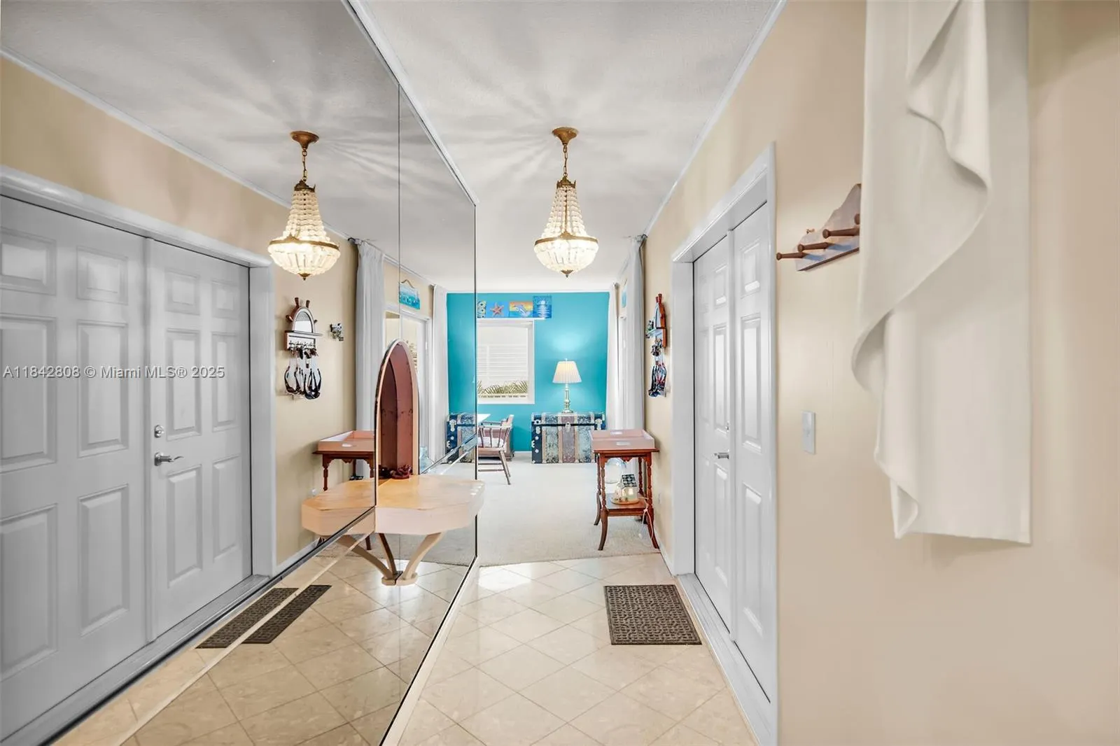 115 Primrose Ln
