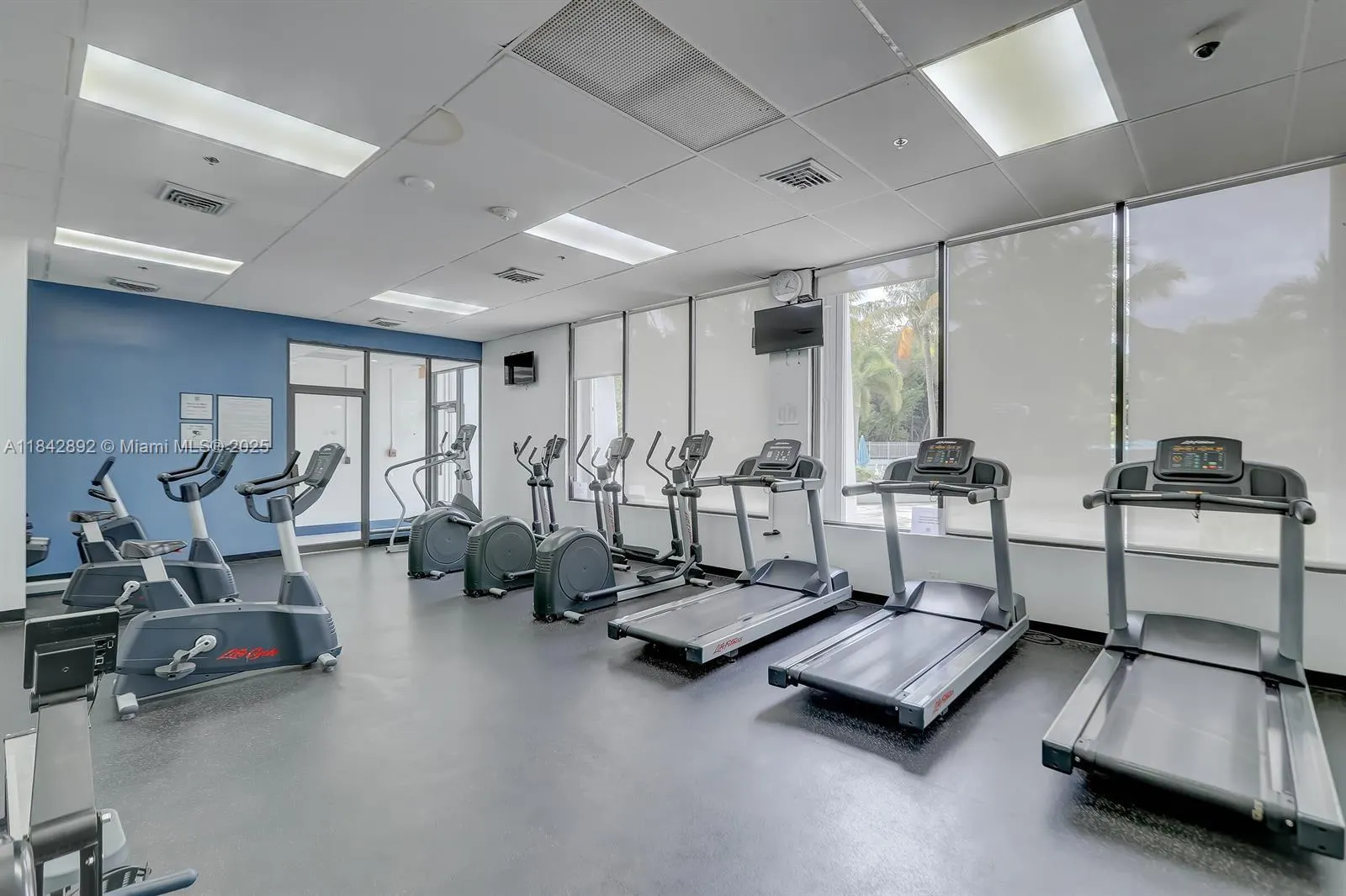 100 Bayview Dr, #508