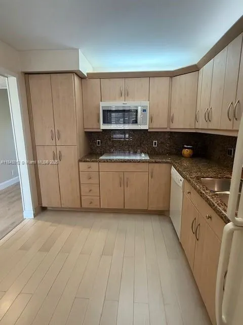 16491 Blatt Blvd, #104