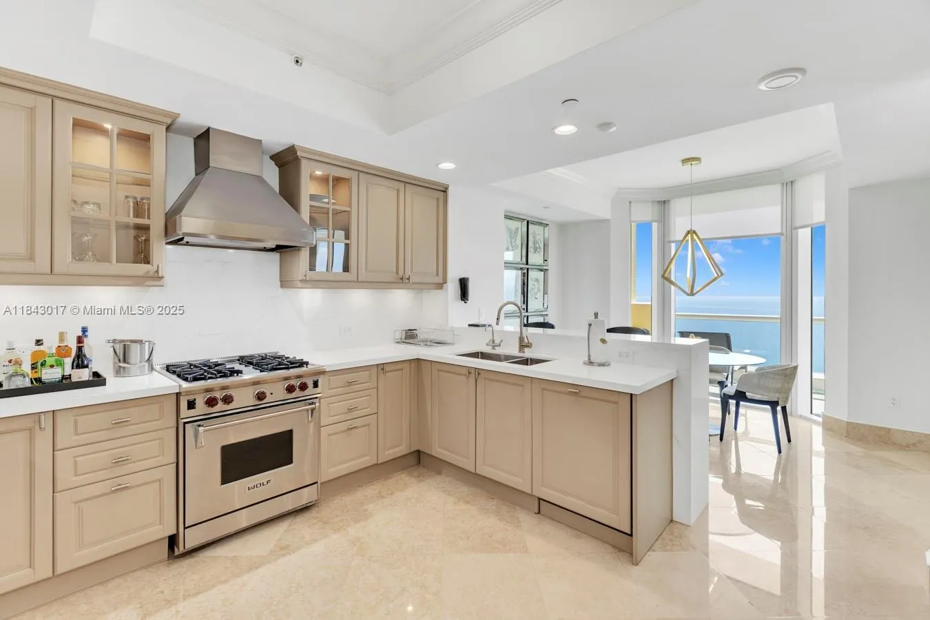 17875 Collins Ave, #2703