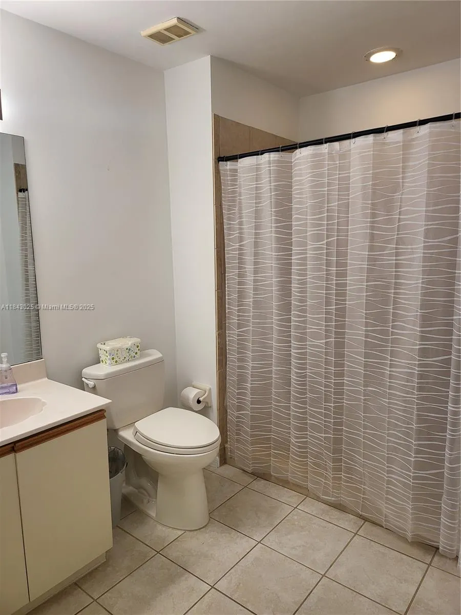 575 Augusta, #8