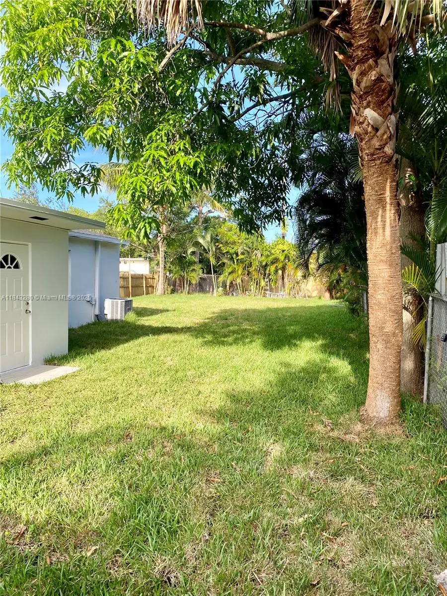1244 NW 1st Ave