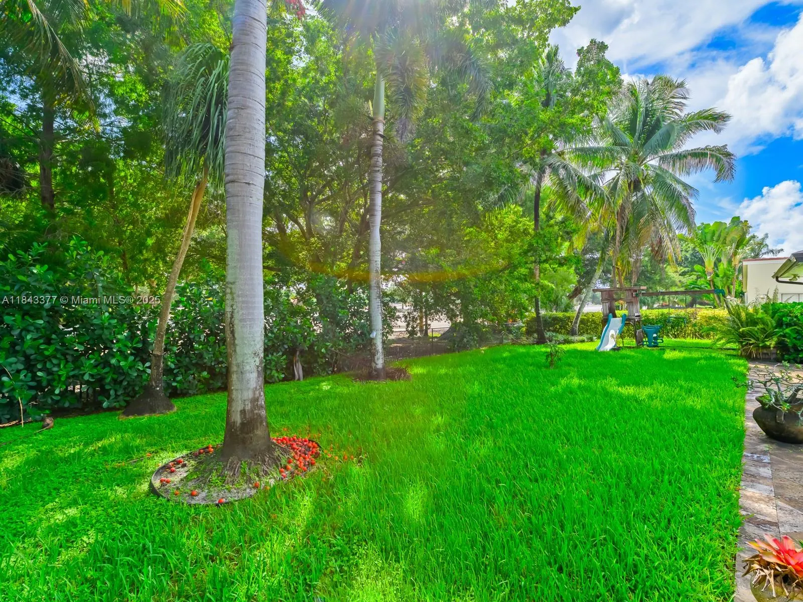 1030 SW 91st Ave