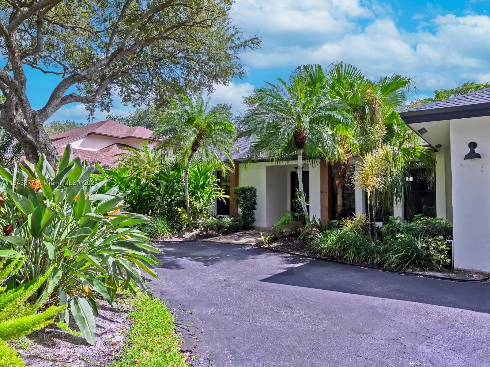 1030 SW 91st Ave