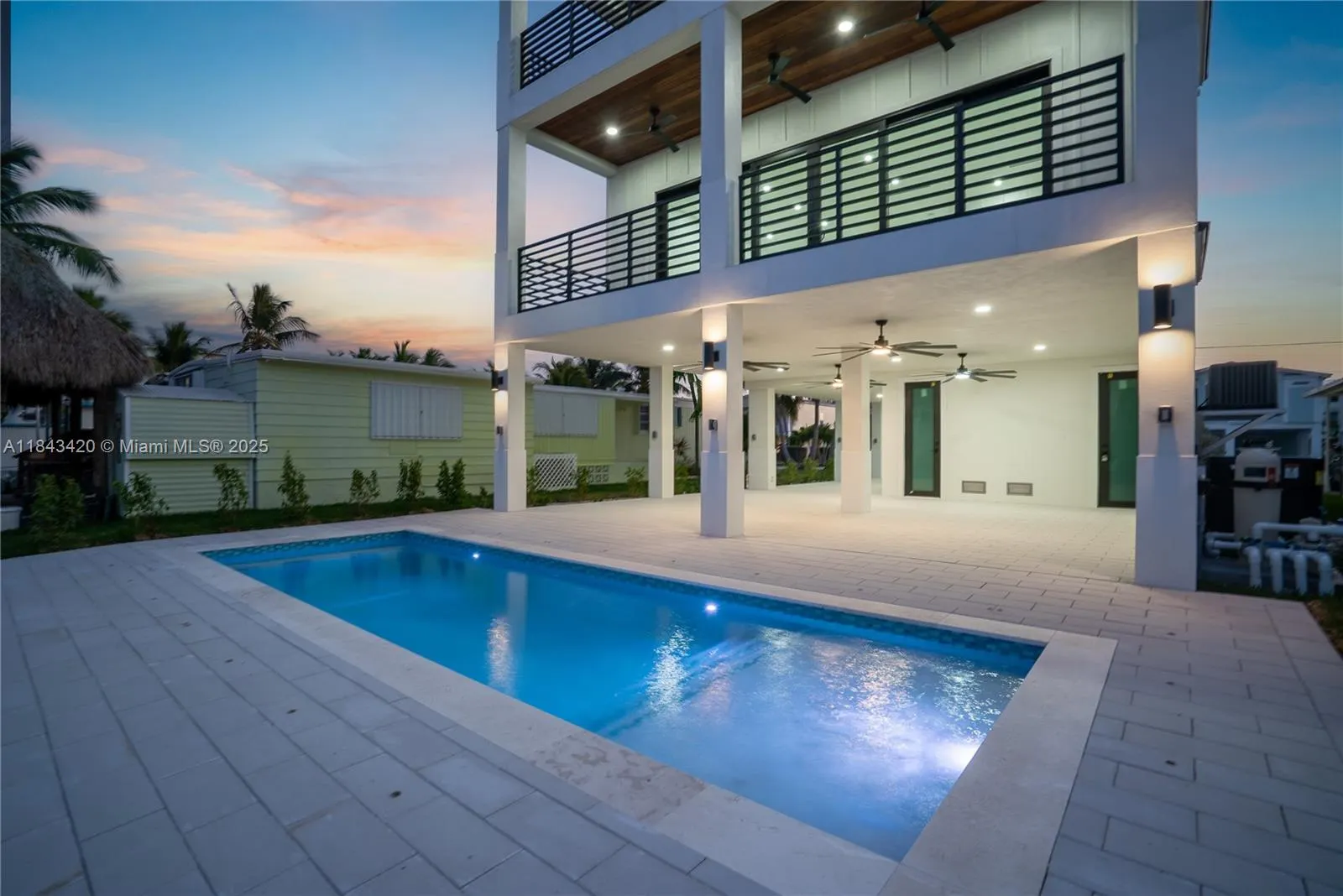 27 Ocean Dr