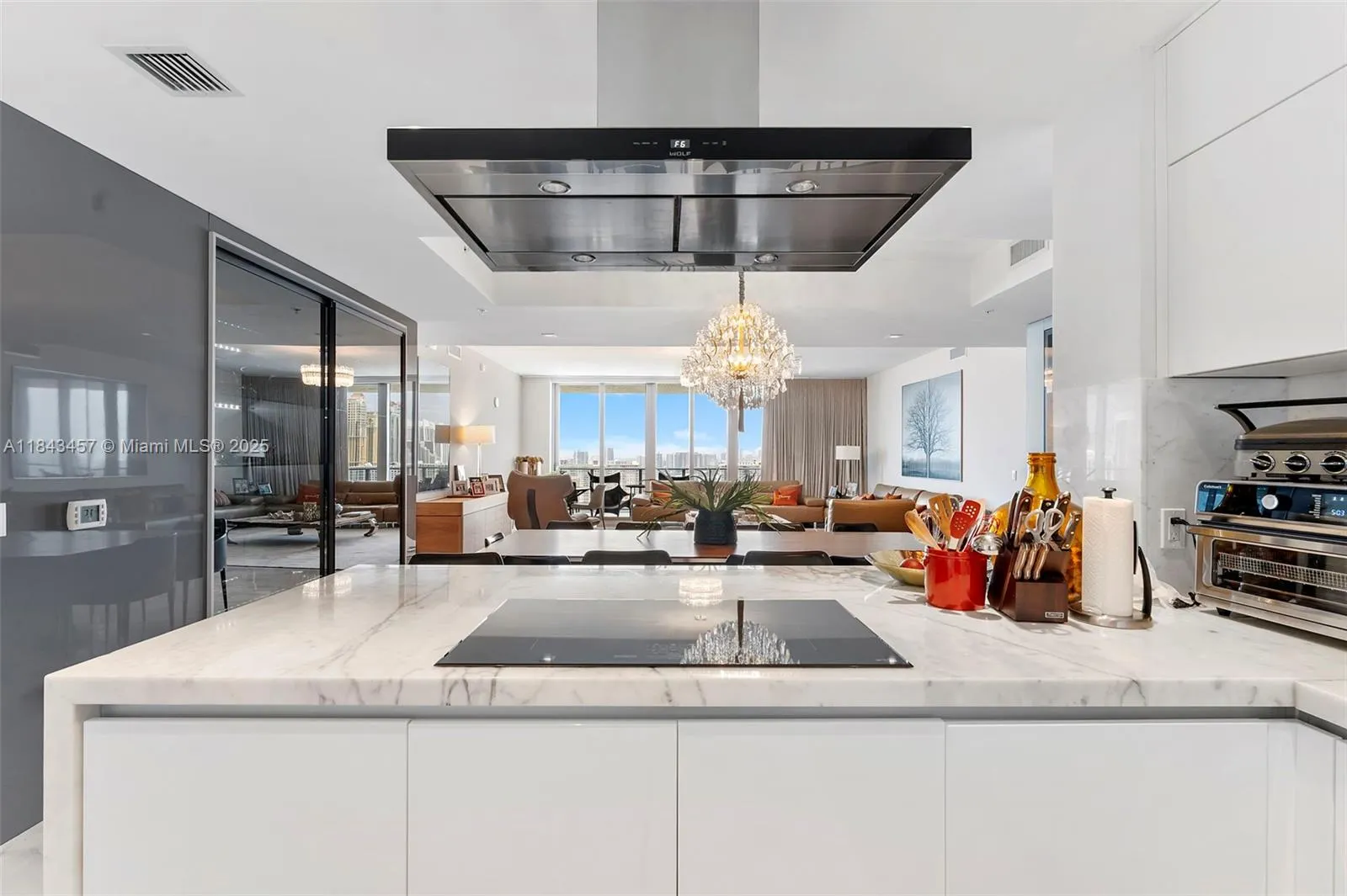 330 Sunny Isles Blvd, #5-LPH03