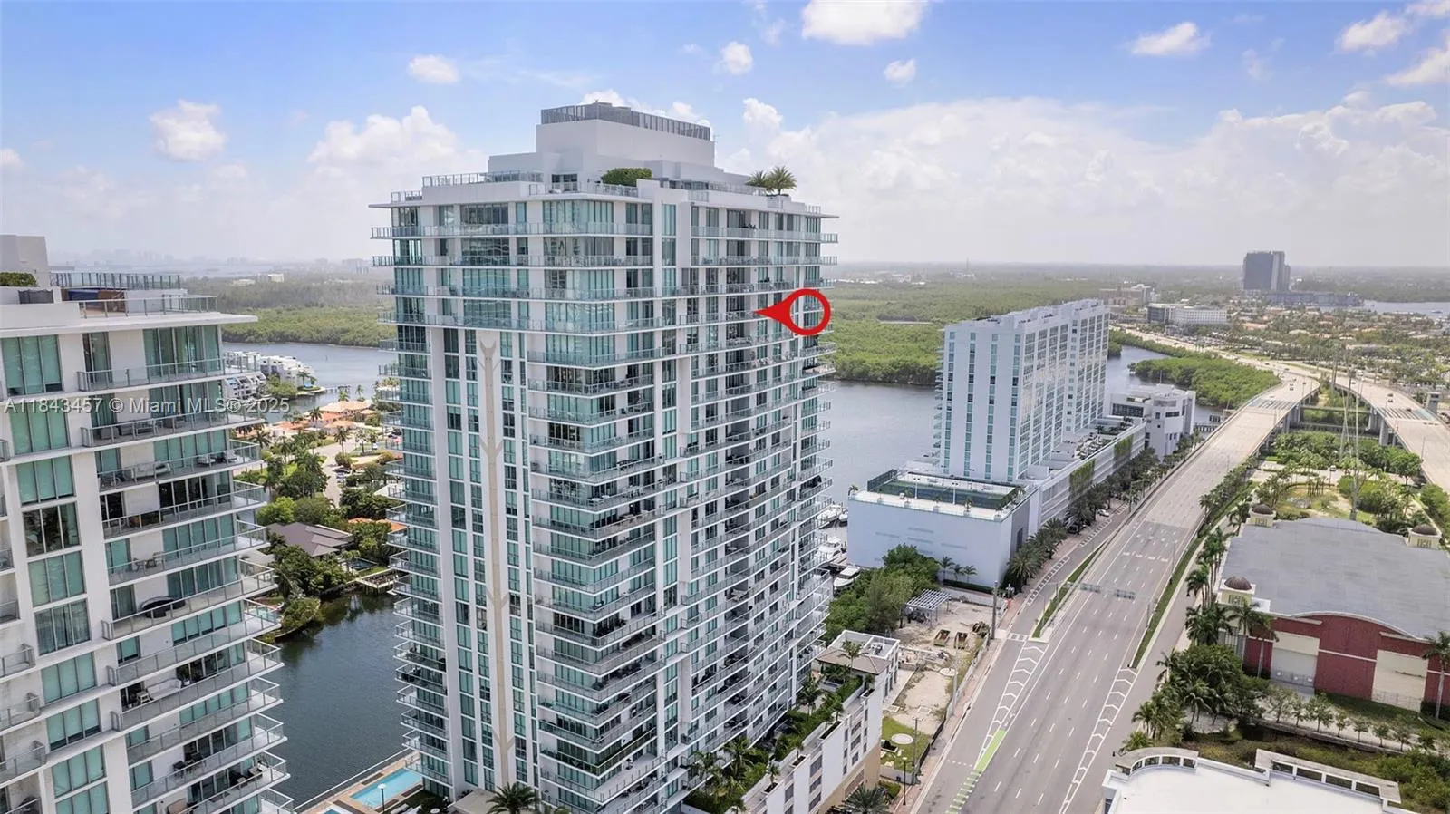 330 Sunny Isles Blvd, #5-LPH03