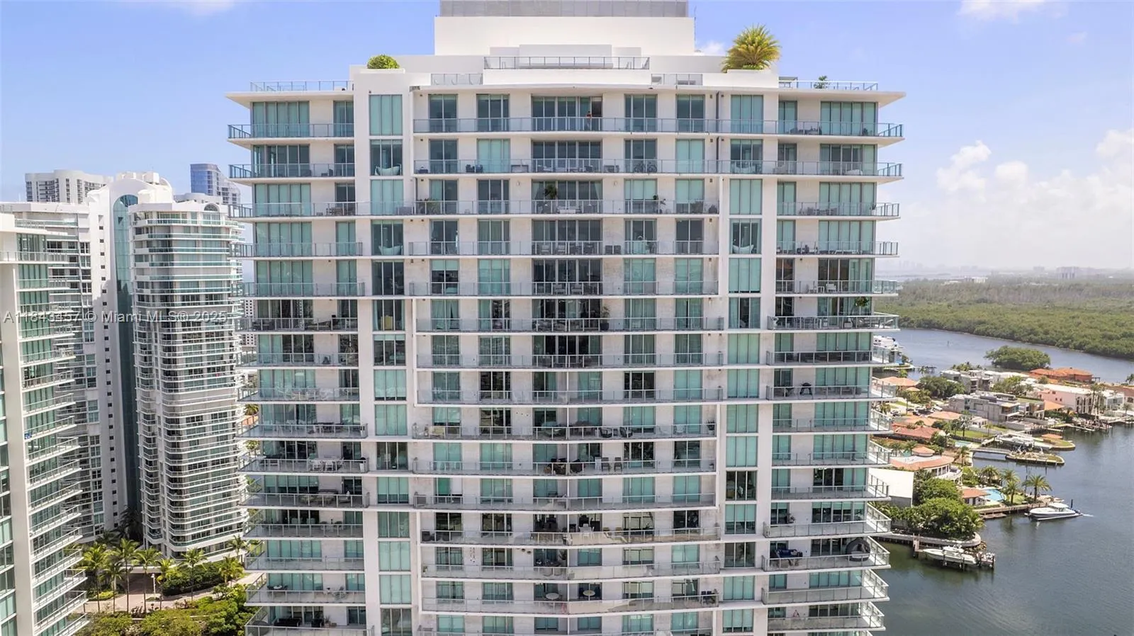 330 Sunny Isles Blvd, #5-LPH03