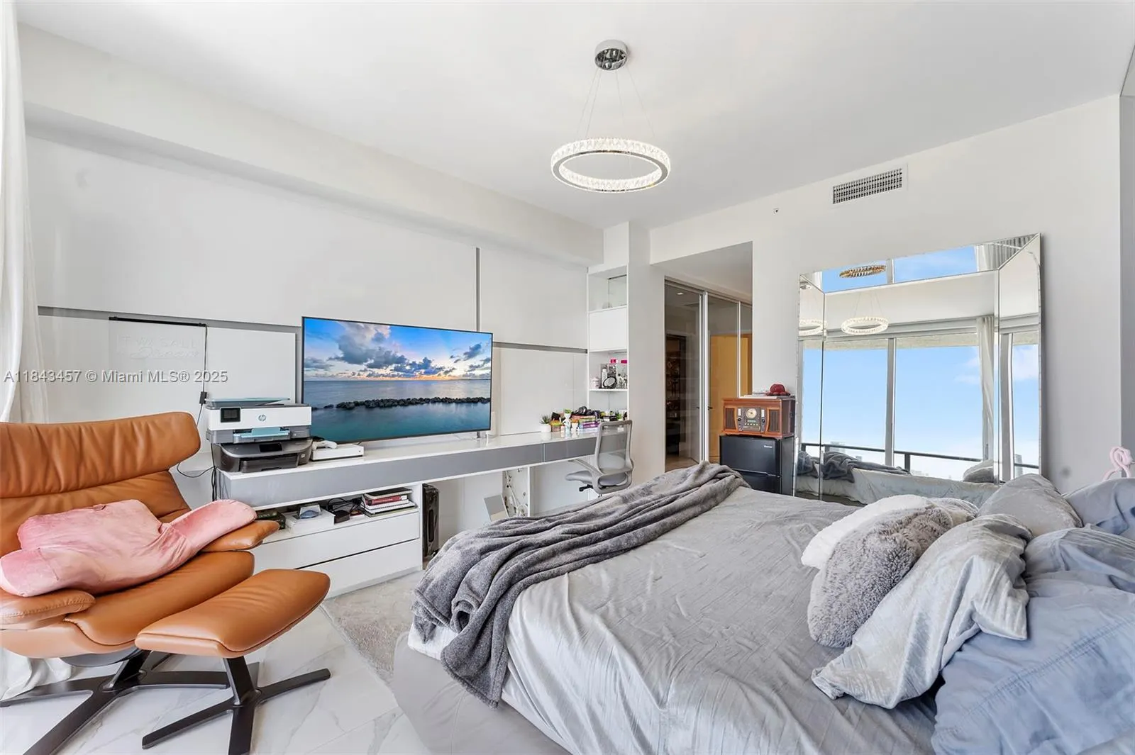 330 Sunny Isles Blvd, #5-LPH03