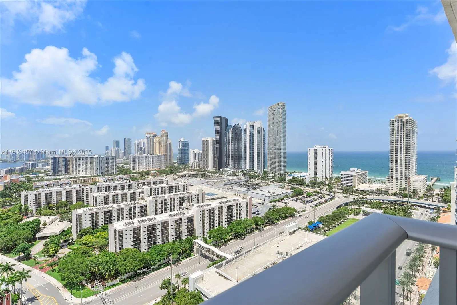 330 Sunny Isles Blvd, #5-LPH03