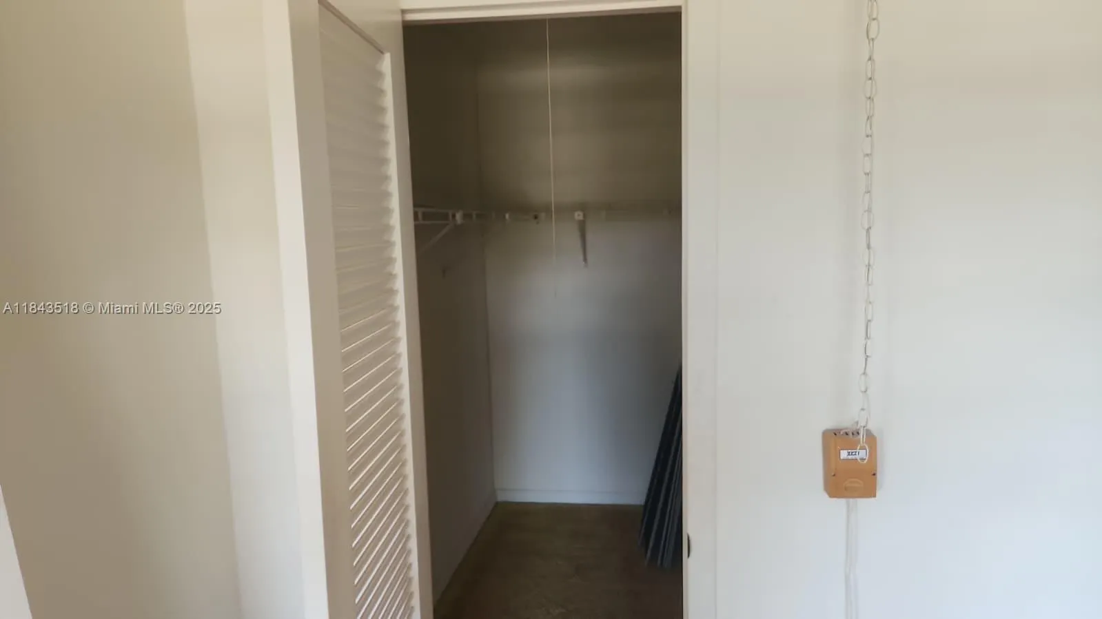 206 Suffolk E, #206