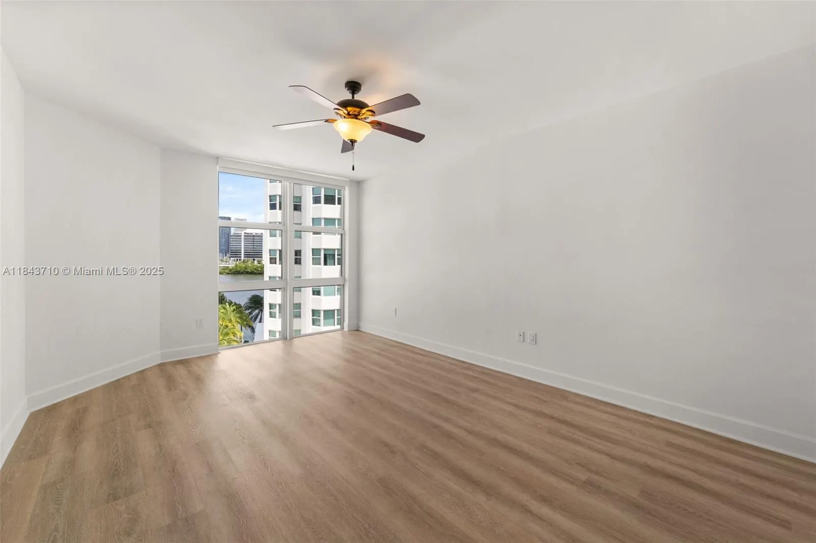3301 NE 183rd St, #508