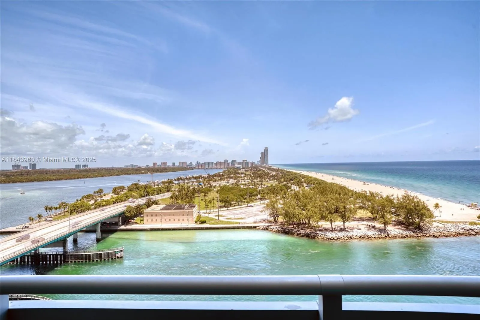 10295 Collins Ave #1014