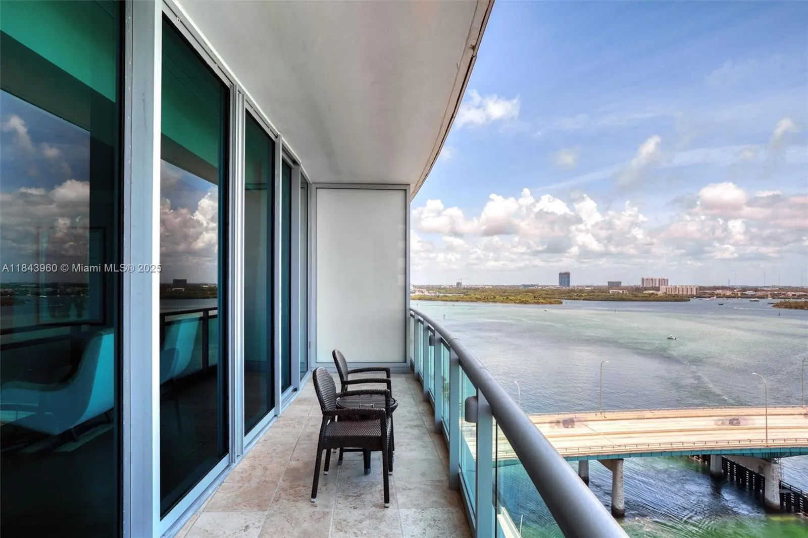 10295 Collins Ave #1014