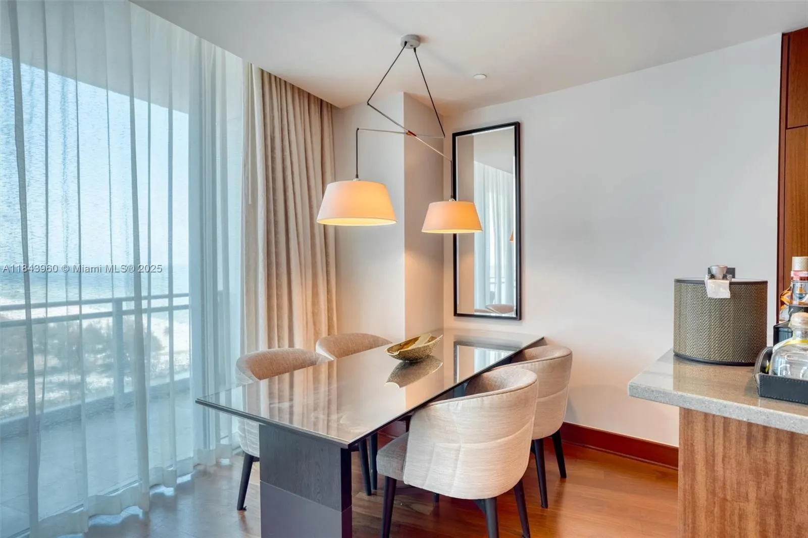 10295 Collins Ave #1014