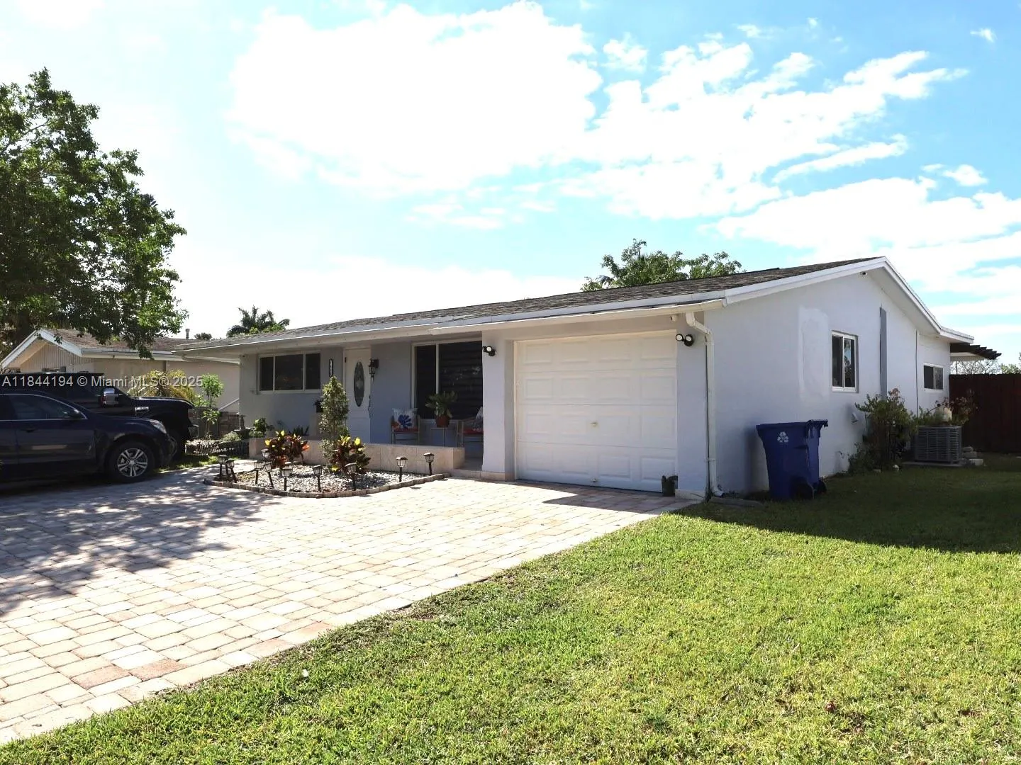 9170 NW 24th Pl