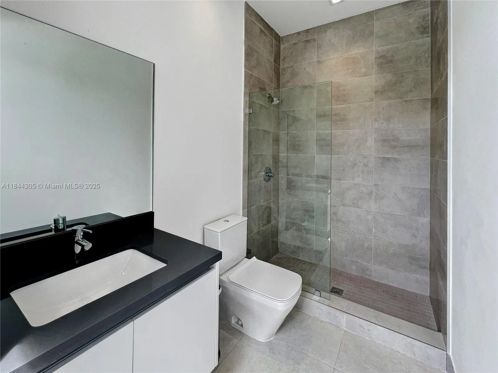 16582 S Botaniko Dr S