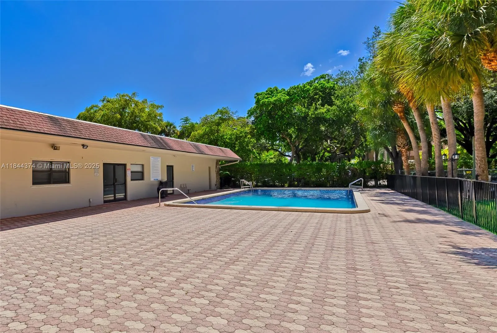 6600 Cypress Rd, #106
