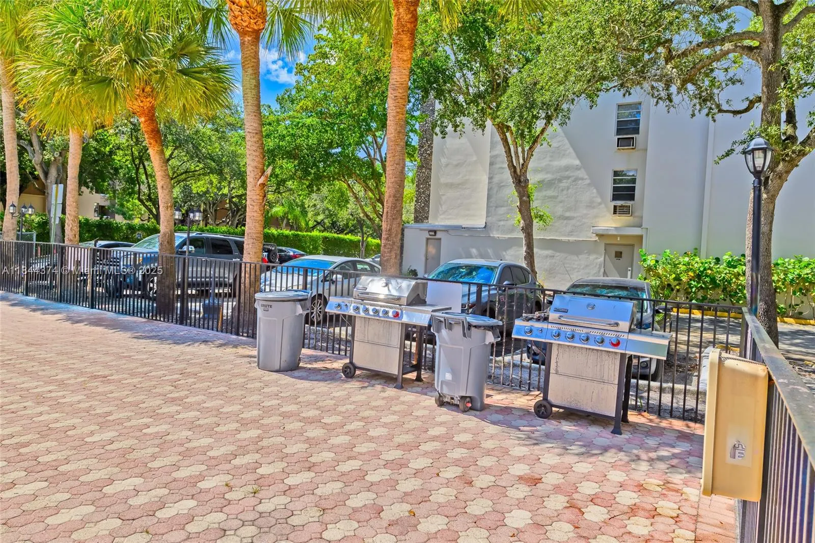 6600 Cypress Rd, #106