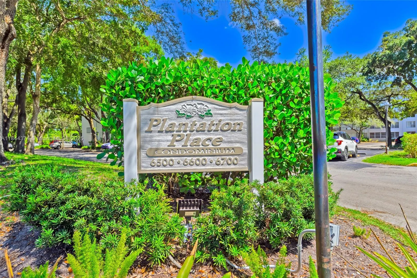 6600 Cypress Rd, #106