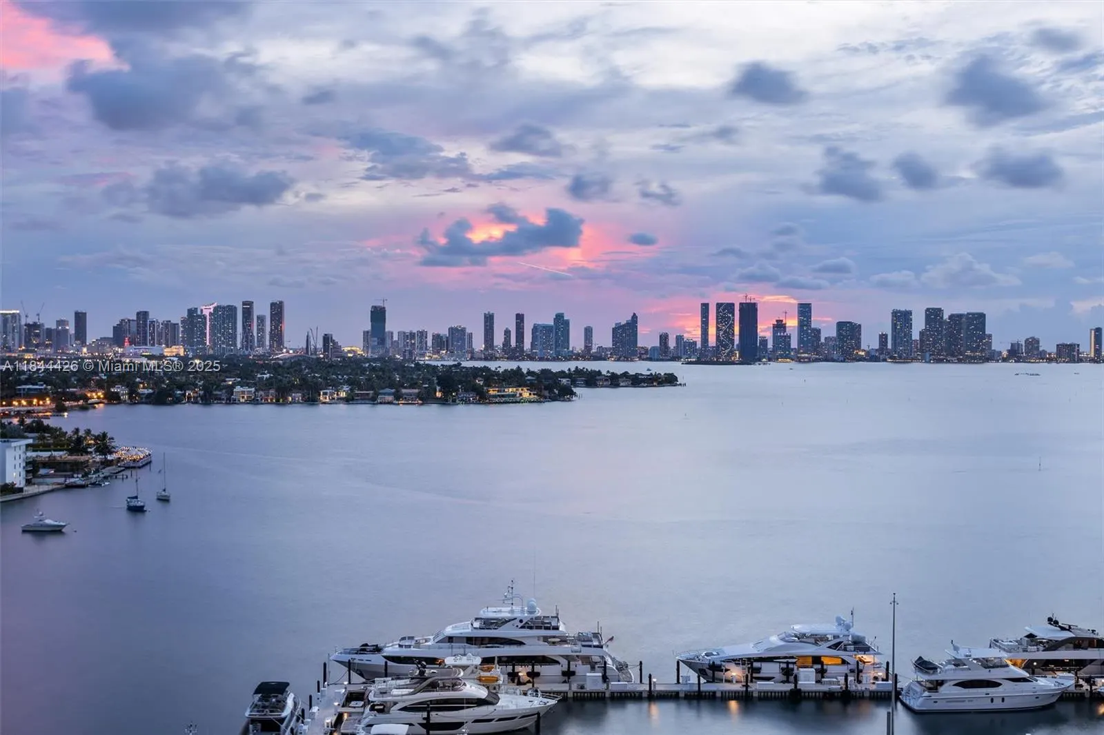 1800 Sunset Harbour Drive, #1702/4