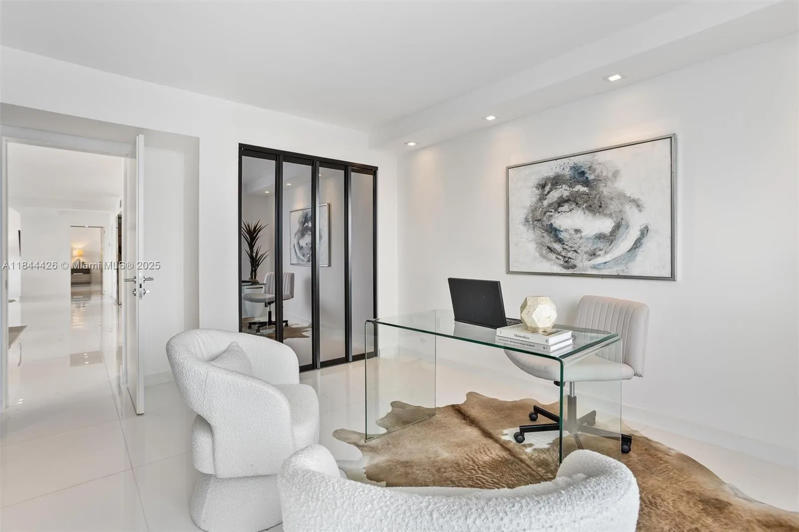 1800 Sunset Harbour Drive, #1702/4