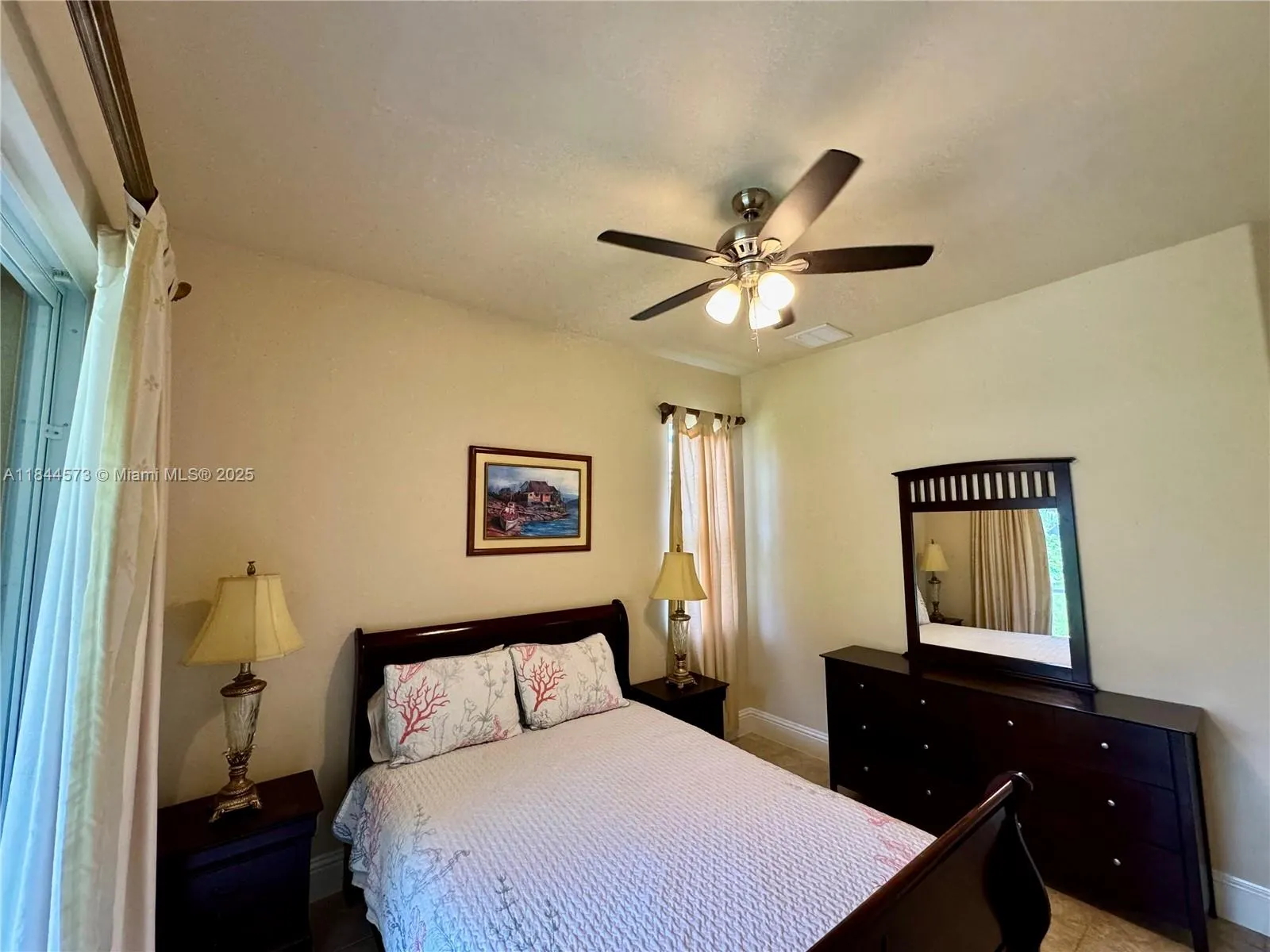 1740 Ludlow Rd, #1740