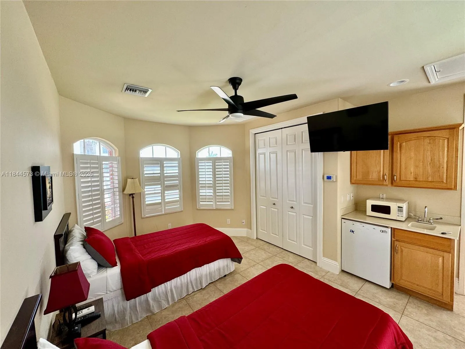 1740 Ludlow Rd, #1740