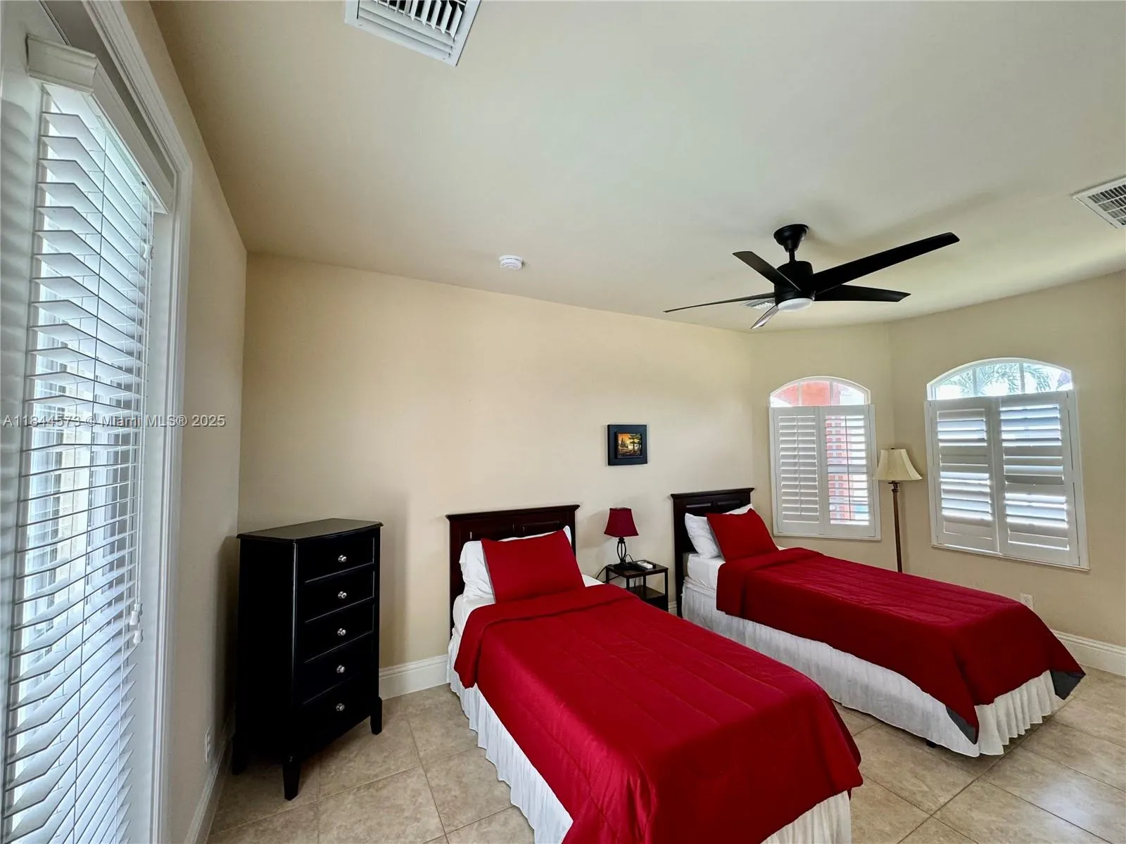 1740 Ludlow Rd, #1740