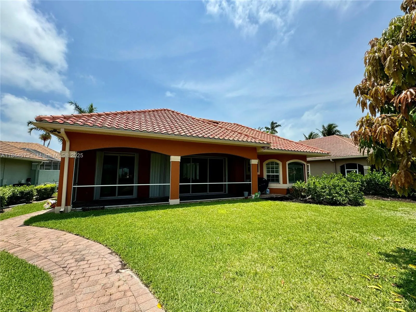 1740 Ludlow Rd, #1740