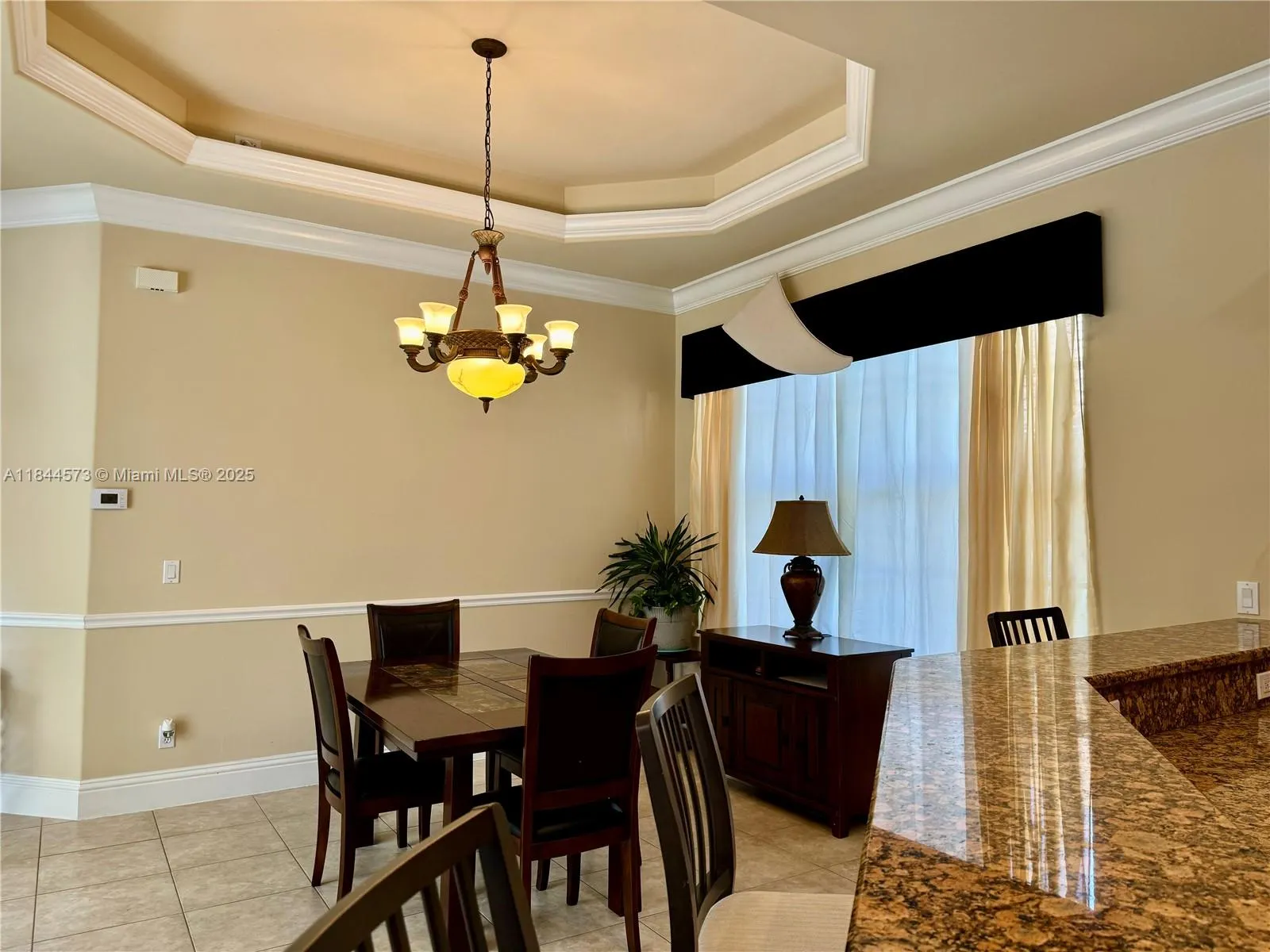1740 Ludlow Rd, #1740