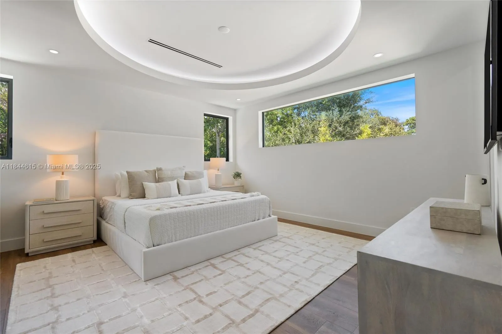 807 SW 12th Ave