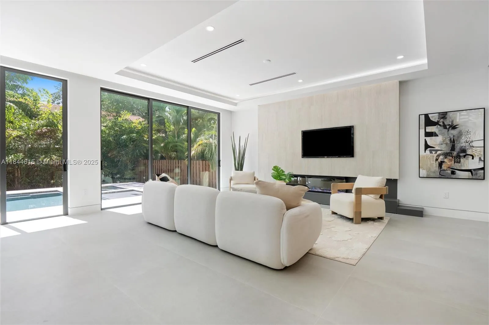 807 SW 12th Ave